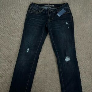 ⭐️ NWT Old Navy Skinny Jeans ⭐️